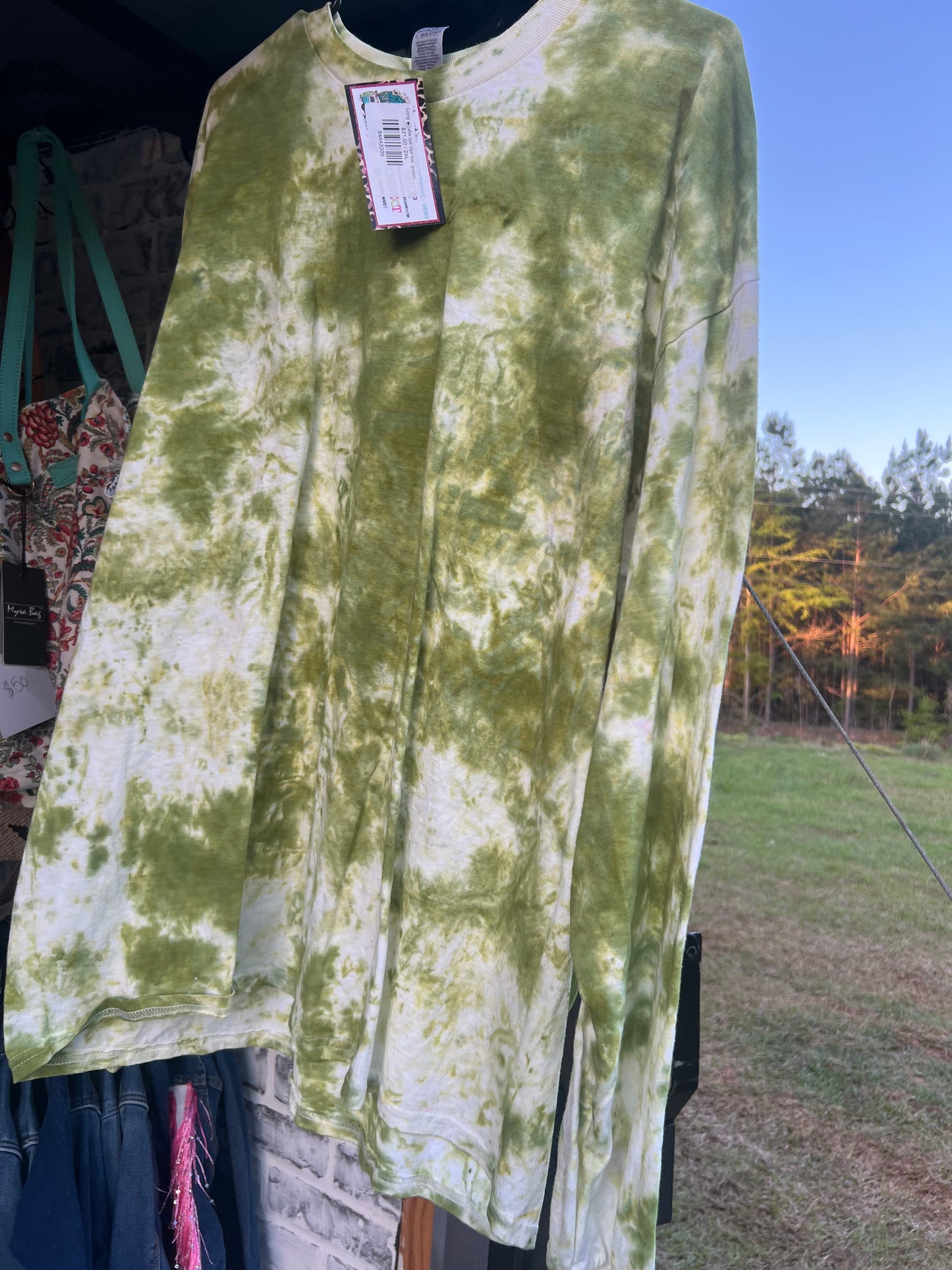 Long sleeve tye dye tee green