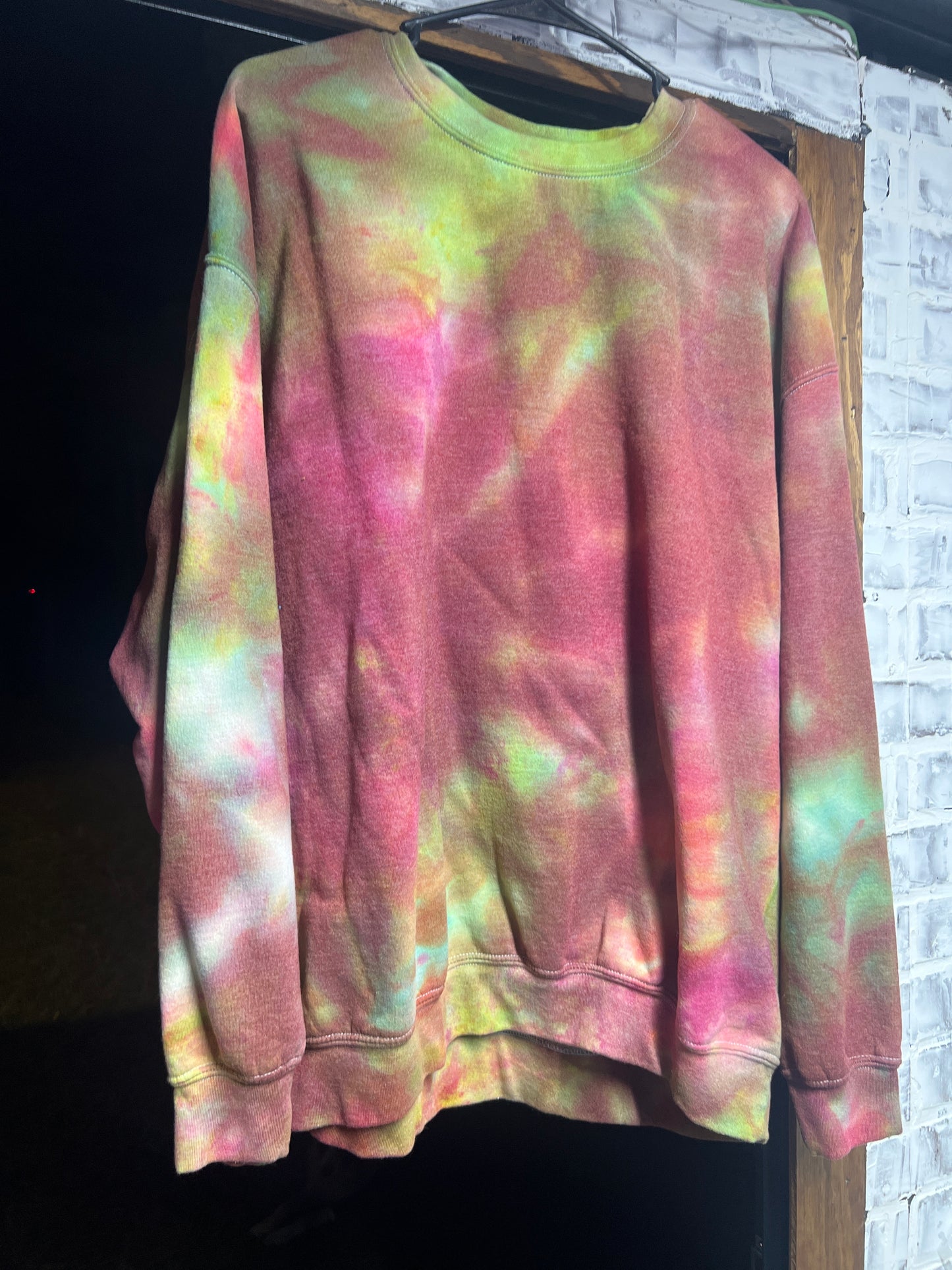 Merry Crewneck tye dye