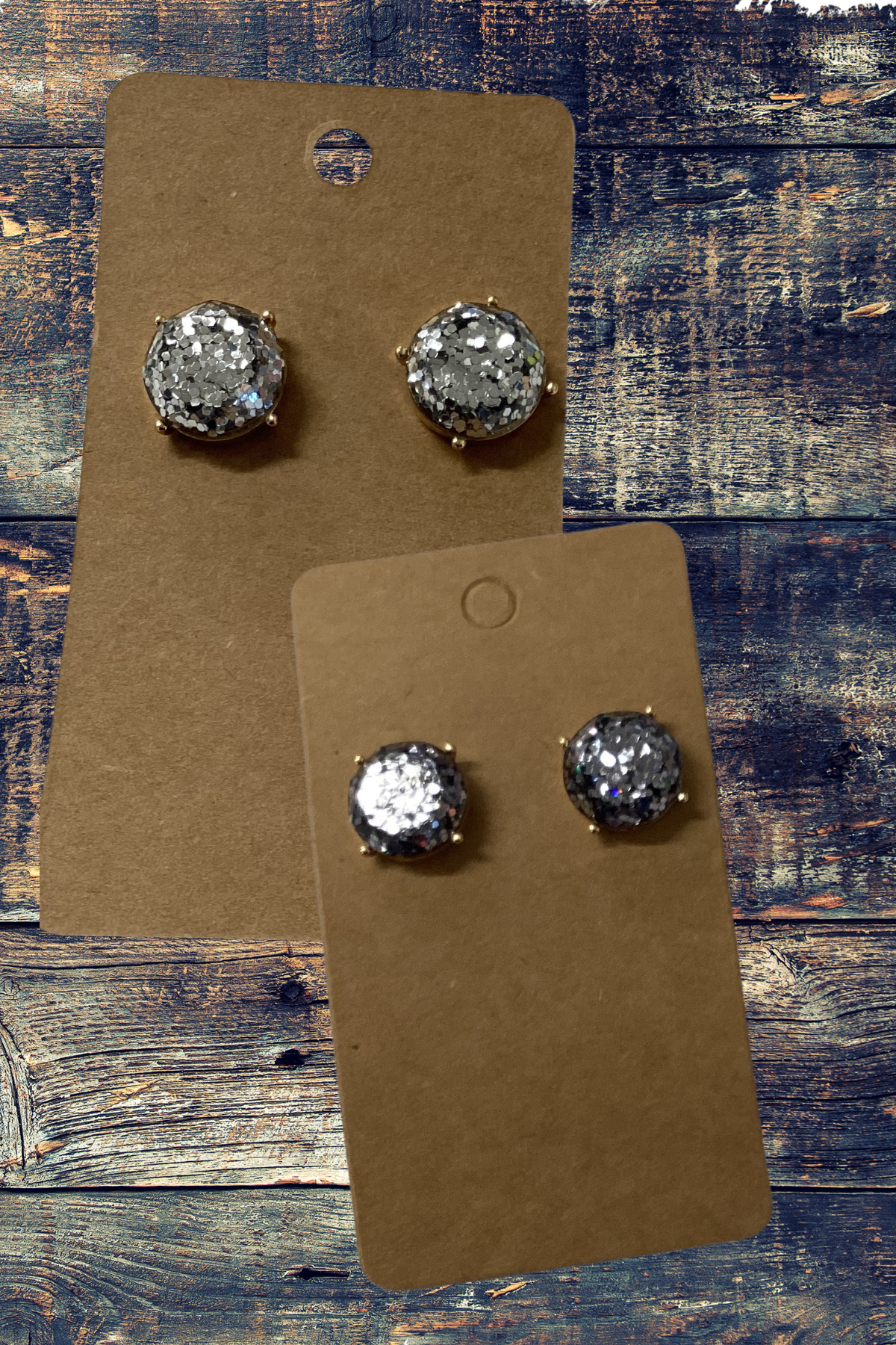 Glitter studs